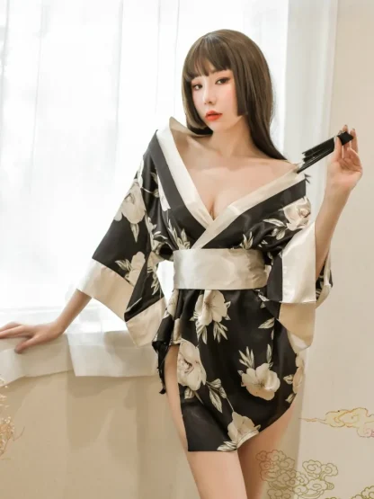 Sensual Role Play Kimono - Image 5